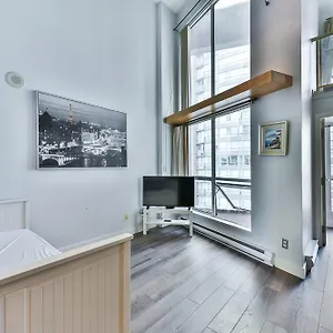 Funky Modern Loft In The Heart Of Downtown - #1 Location! Apartment Vancouver